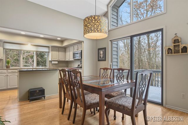 5171 N Quail Crest Drive, Grand Rapids, MI 49546