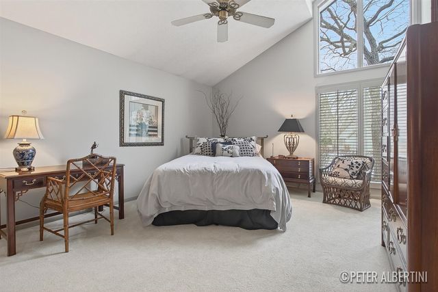 5171 N Quail Crest Drive, Grand Rapids, MI 49546