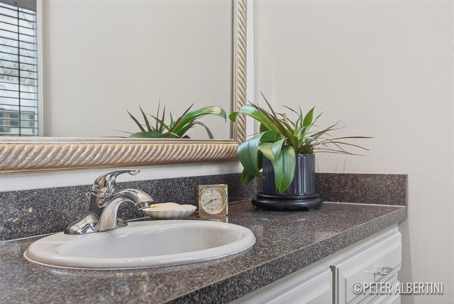 5171 N Quail Crest Drive, Grand Rapids, MI 49546