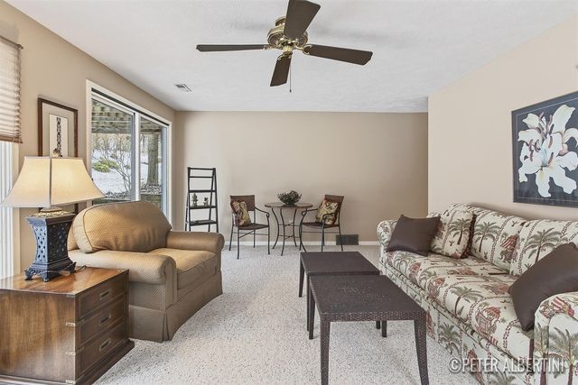 5171 N Quail Crest Drive, Grand Rapids, MI 49546