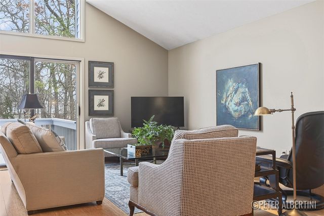 5171 N Quail Crest Drive, Grand Rapids, MI 49546