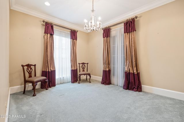 12 Steamboat Bend Boulevard, New Iberia, LA 70563