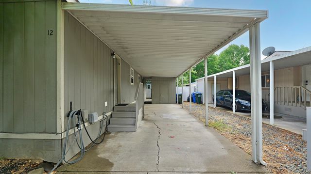 633 E Archwood Drive UNIT 12, Eagle Point, OR 97524