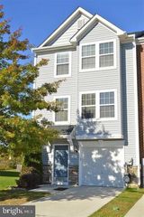 30 NEW GATE COURT, Falling Waters, WV 25419