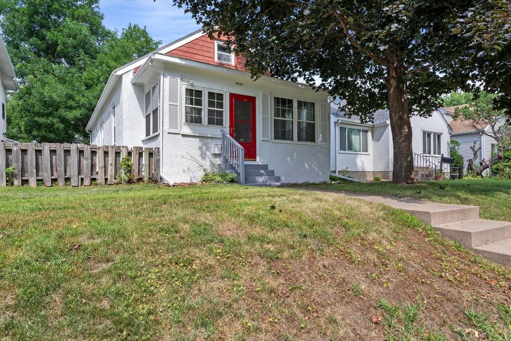 4040 Madison Street NE, Columbia Heights, MN 55421