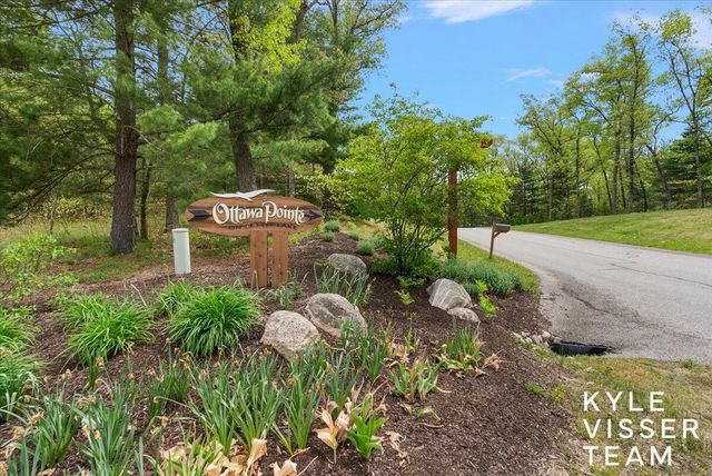 5109 E Manitou Way, Newaygo, MI 49337