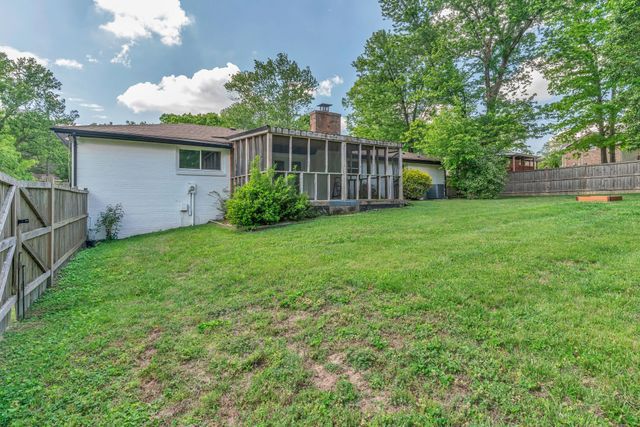 1009 Primrose Dr, Greenbrier, TN 37073