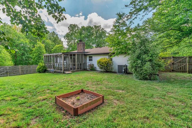 1009 Primrose Dr, Greenbrier, TN 37073