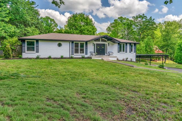 1009 Primrose Dr, Greenbrier, TN 37073