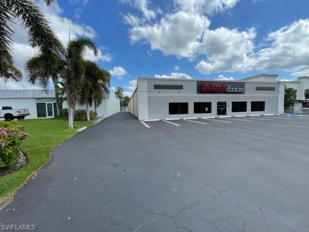 2665 Davis BLVD, NAPLES, FL 34104 — photo 4
