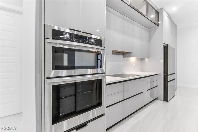 1824 SW 49th TER, Cape Coral, FL 33914