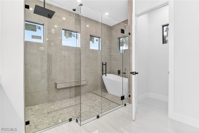 1824 SW 49th TER, Cape Coral, FL 33914