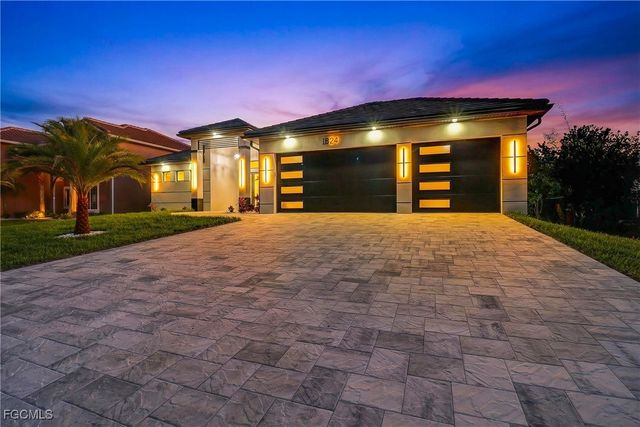 1824 SW 49th TER, Cape Coral, FL 33914