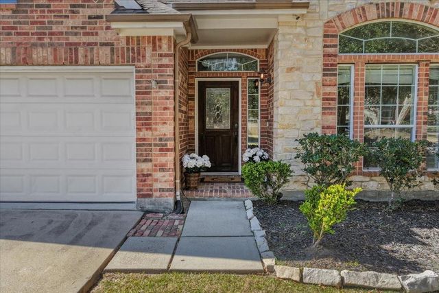 8611 Rocky River Street, Cove, TX 77523