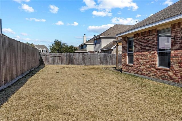 8611 Rocky River Street, Cove, TX 77523