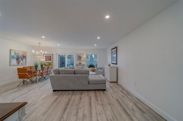 2700 BAYSHORE BOULEVARD 588, Dunedin, FL 34698