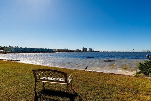 2700 BAYSHORE BOULEVARD 588, Dunedin, FL 34698