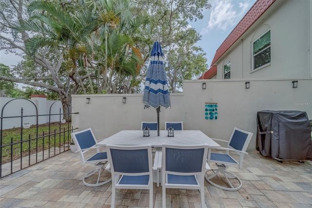 2700 BAYSHORE BOULEVARD 588, Dunedin, FL 34698