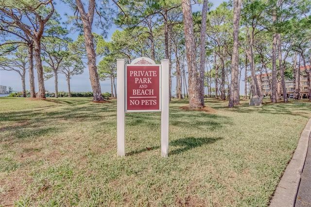2700 BAYSHORE BOULEVARD 588, Dunedin, FL 34698
