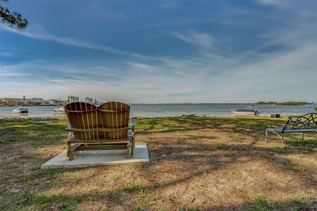 2700 BAYSHORE BOULEVARD 588, Dunedin, FL 34698