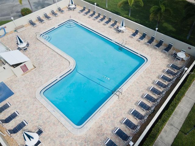 2700 BAYSHORE BOULEVARD 588, Dunedin, FL 34698