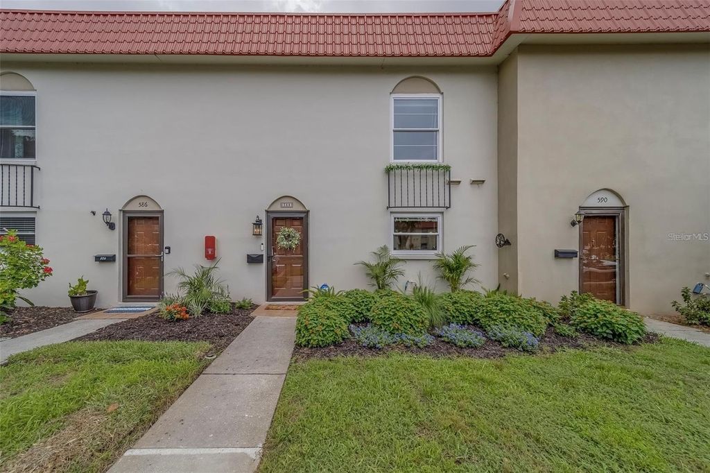 2700 BAYSHORE BOULEVARD 588, Dunedin, FL 34698