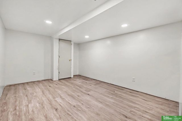 3368 X Street, Omaha, NE 68107
