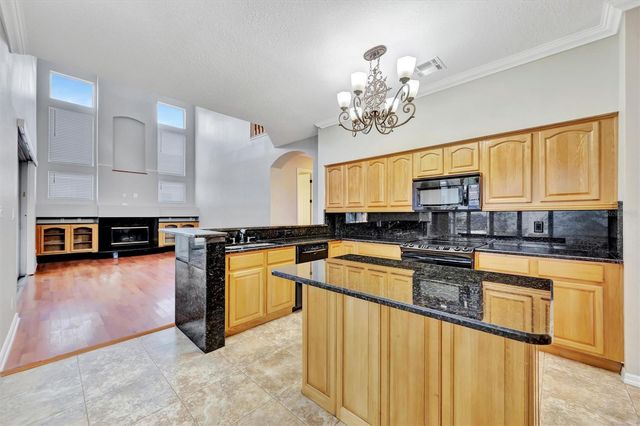 2839 SAFE HARBOR DRIVE, Tampa, FL 33618