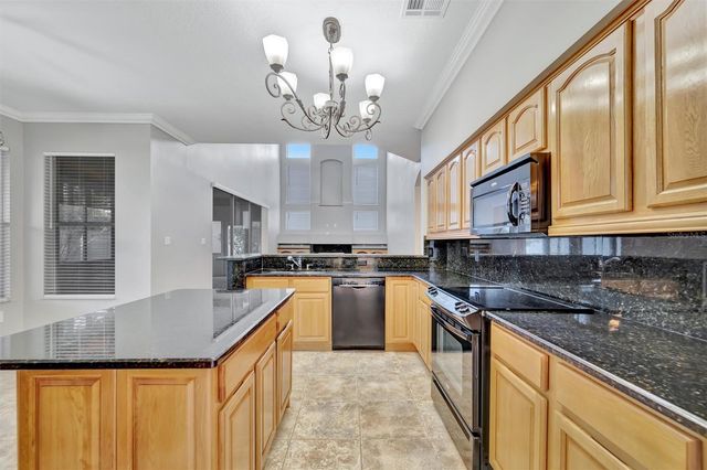 2839 SAFE HARBOR DRIVE, Tampa, FL 33618