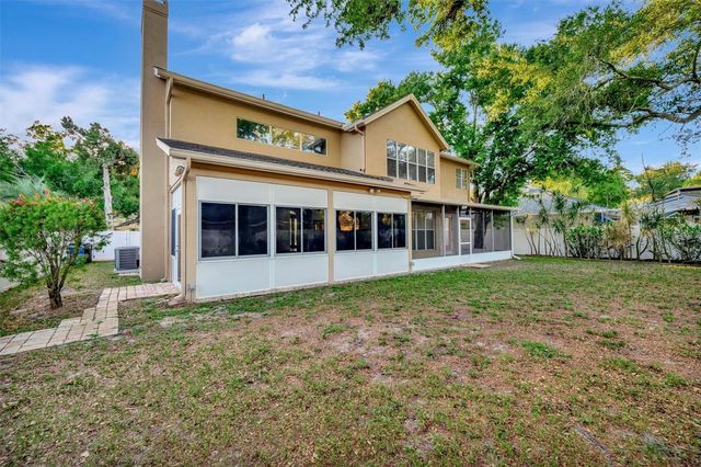 2839 SAFE HARBOR DRIVE, Tampa, FL 33618