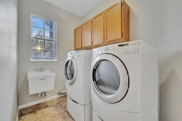 2839 SAFE HARBOR DRIVE, Tampa, FL 33618