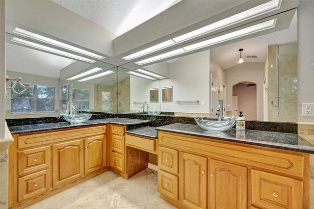 2839 SAFE HARBOR DRIVE, Tampa, FL 33618