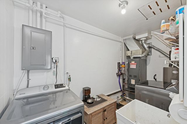 1208 Beulah Vista Boulevard, Valparaiso, IN 46383