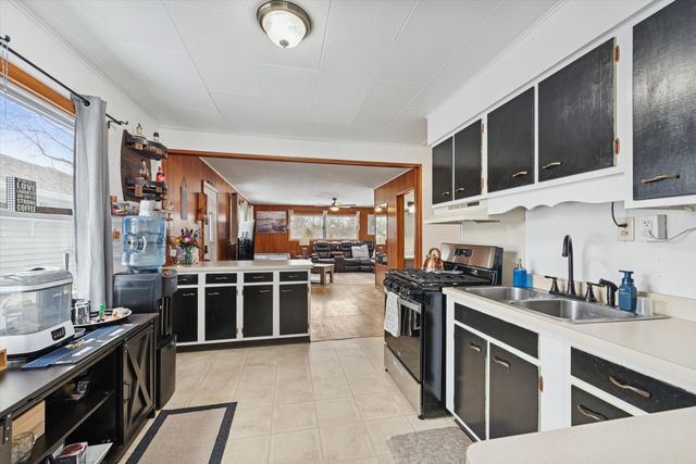 1208 Beulah Vista Boulevard, Valparaiso, IN 46383