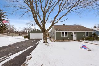 1208 Beulah Vista Boulevard, Valparaiso, IN 46383