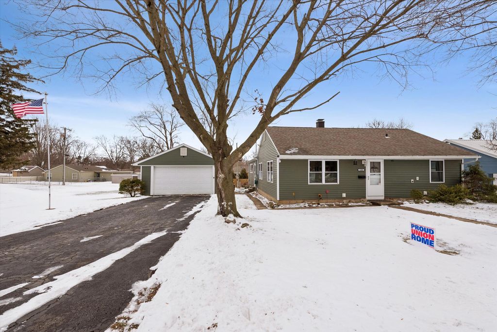 1208 Beulah Vista Boulevard, Valparaiso, IN 46383