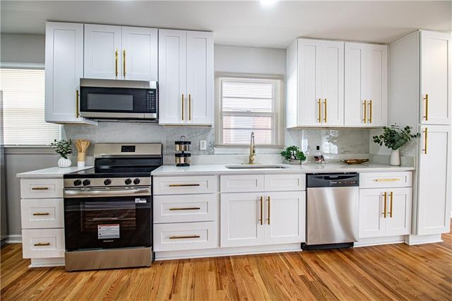 559 Westmeath Drive SW, Atlanta, GA 30310