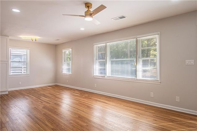 559 Westmeath Drive SW, Atlanta, GA 30310
