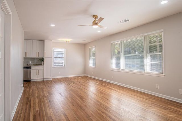 559 Westmeath Drive SW, Atlanta, GA 30310
