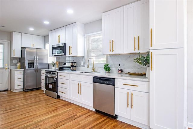 559 Westmeath Drive SW, Atlanta, GA 30310