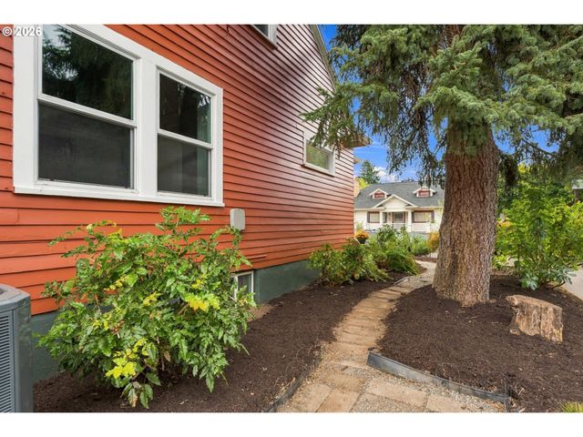 1318 Se PALM St, Portland, OR 97214