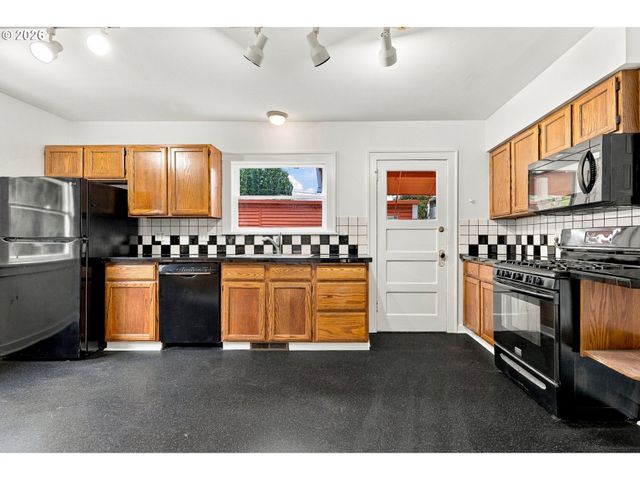 1318 Se PALM St, Portland, OR 97214