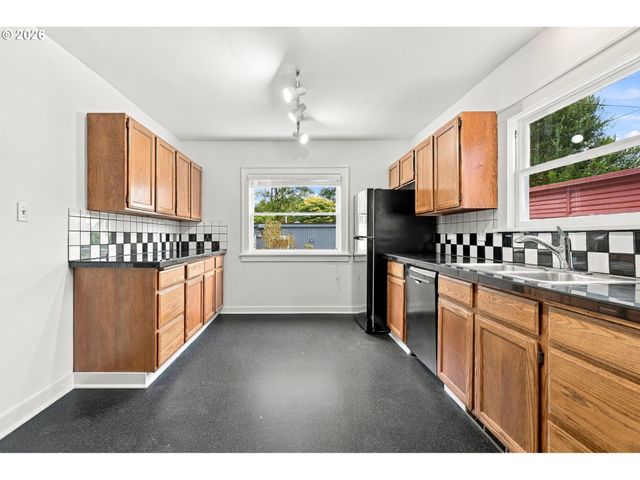 1318 Se PALM St, Portland, OR 97214