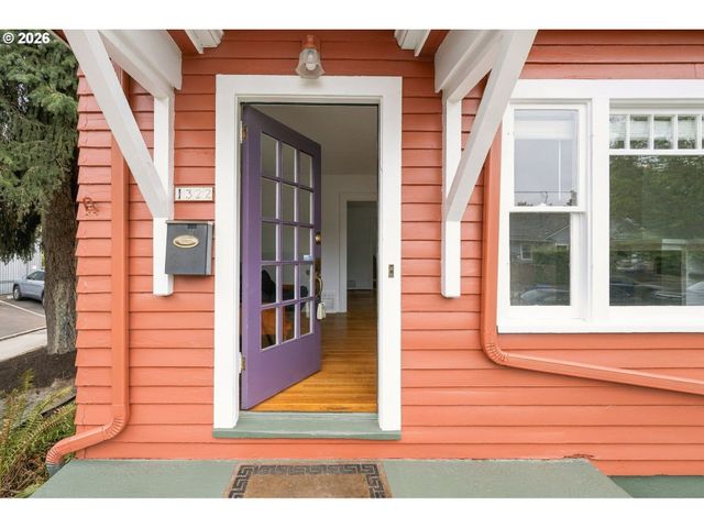 1318 Se PALM St, Portland, OR 97214
