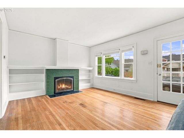1318 Se PALM St, Portland, OR 97214