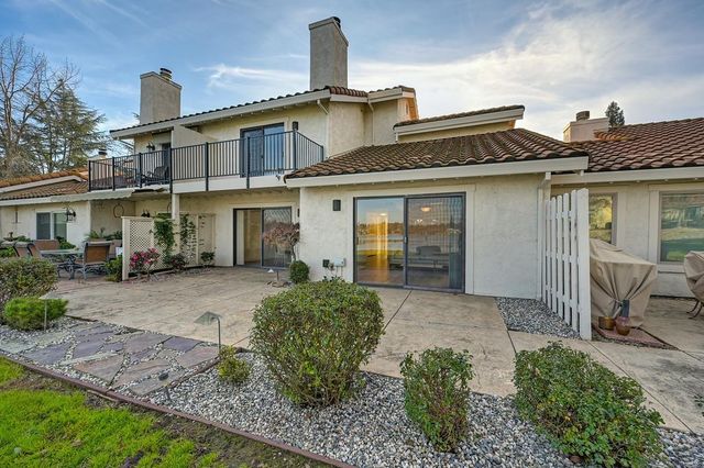 14846 Lago Dr, Rancho Murieta, CA 95683