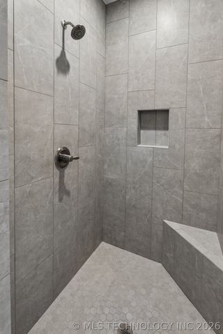 84 E 165th Place S, Glenpool, OK 74033