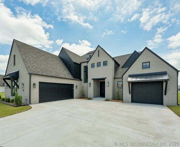 84 E 165th Place S, Glenpool, OK 74033