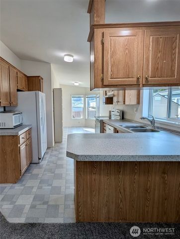 5711 100th Street NE #81, Marysville, WA 98270