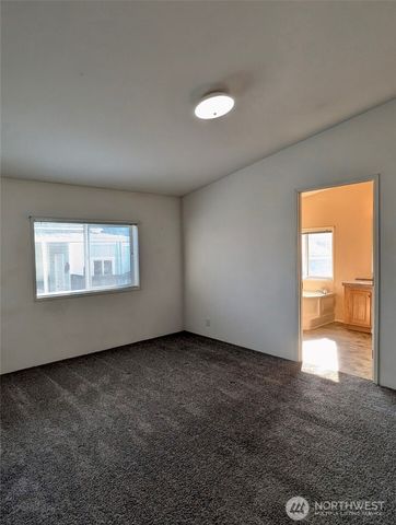 5711 100th Street NE #81, Marysville, WA 98270